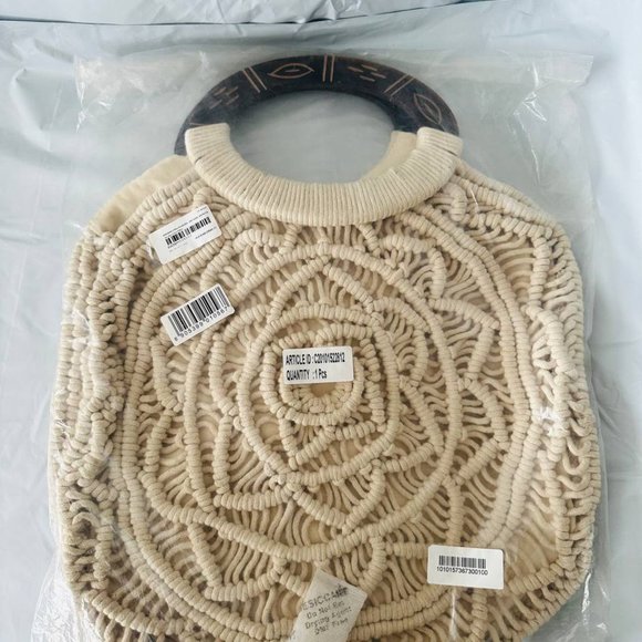 Macrame Roundie handbag - Picture 4 of 5